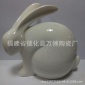 厂家中温白瓷摆设兔子 供应摆设白瓷兔子 批发中温白瓷兔子